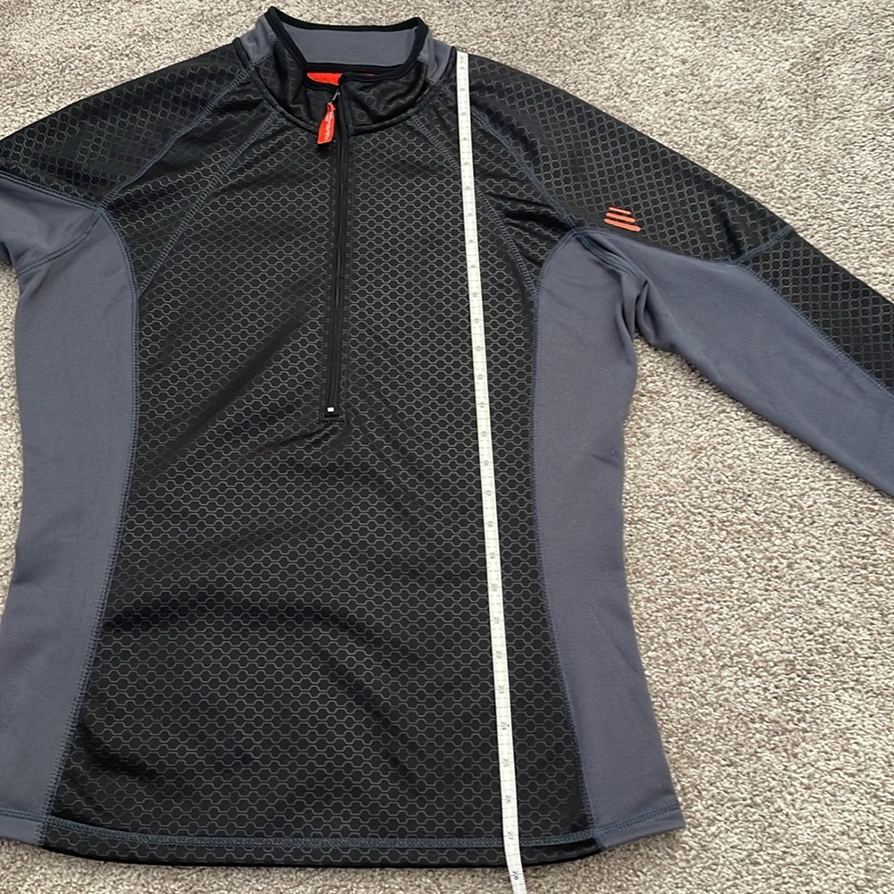 Warm R Freeze Out Ladies Top - Picture 4 of 10